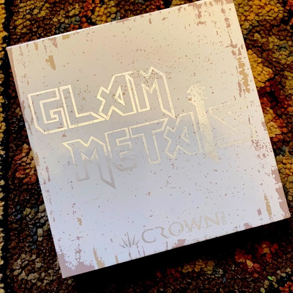 Glam Metals Crown Pro Eyeshadow Palette - Picture 2 of 5